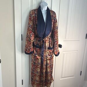 Luxurious Victoria Secret Navy and Gold Patterned Robe